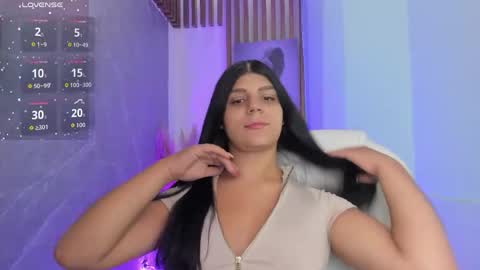 Paulina Belle online show from April 2026 01:57:02 PM