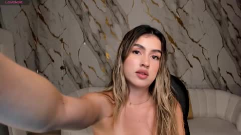 Paulina Santos  online show from March 2025 07:06:02 PM