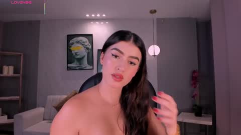 Paulina Santos  online show from July 2026 07:49:01 PM