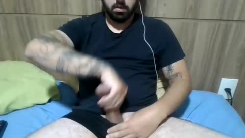 Snapshot of paulo_22cm chatting on June 2026 10:34:02 PM paulo_22cm online show from June 2026 10:34:02 PM
