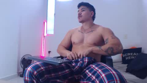 Paulo online show from November 2025 01:10:01 PM