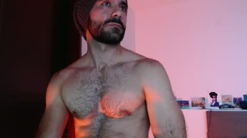 Paul online show from October 2025 05:50:02 AM