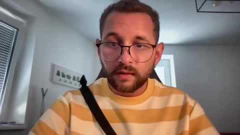 Snapshot of paulsimpsn chatting on May 2026 11:51:02 AM love bush online show from May 2026 11:51:02 AM