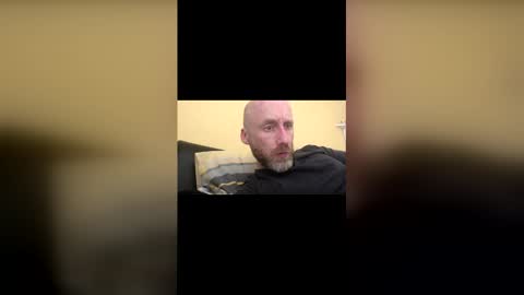 Snapshot of pc2334 chatting on April 2026 01:22:01 PM pc2334 online show from April 2026 01:22:01 PM
