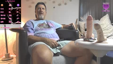 Marc online show from October 2025 01:00:02 AM