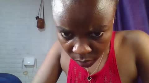 peach_melbah online show from April 2026 08:44:02 PM