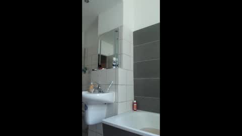 Modelnewhere online show from February 2026 10:56:02 AM