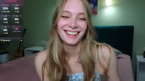 Lexy Peach online show from September 2025 07:35:01 PM