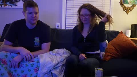 peachespunkins online show from October 2025 06:12:01 AM