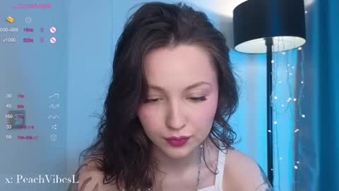 Lili online show from March 2025 04:07:01 AM