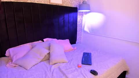 Snapshot of peachy_dh chatting on March 2026 09:11:01 PM peachy online show from March 2026 09:11:01 PM