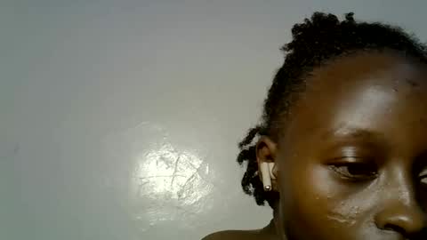 peachy_ebony online show from November 2025 04:22:02 PM