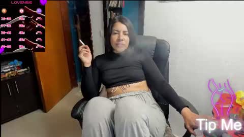 Snapshot of peanut_tangerine chatting on July 2026 11:44:02 PM Tangerine Penaut online show from July 2026 11:44:02 PM