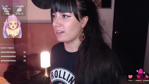 Pearl online show from December 2024 11:16:02 PM