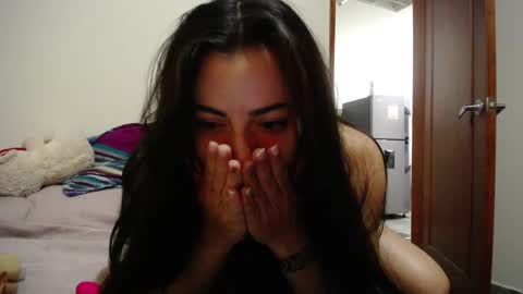 Pearl online show from February 2025 04:29:01 AM