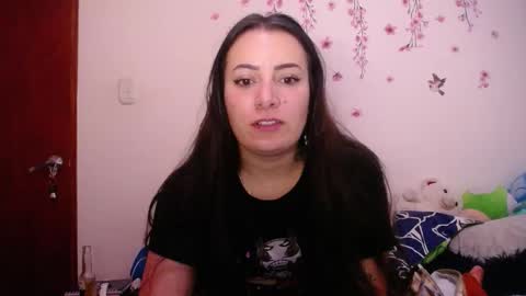 Pearl online show from January 2026 02:06:02 AM