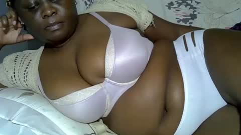 Keci online show from March 2026 10:38:01 PM