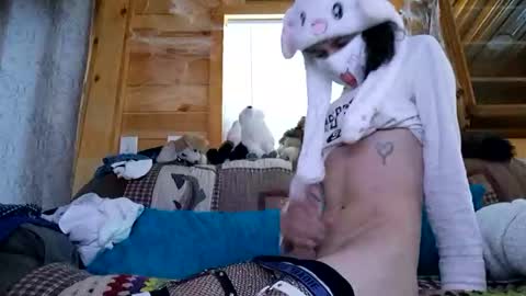 Pearl online show from December 2024 01:00:01 PM