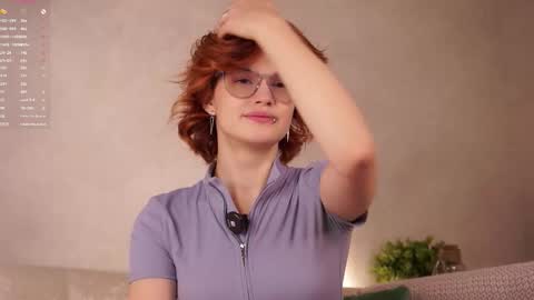 Lily online show from October 2025 01:22:01 AM