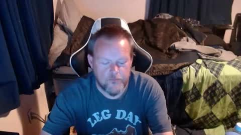 pecker40 online show from December 2024 02:27:01 AM