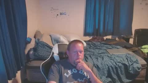 pecker40 online show from February 2025 06:55:02 PM