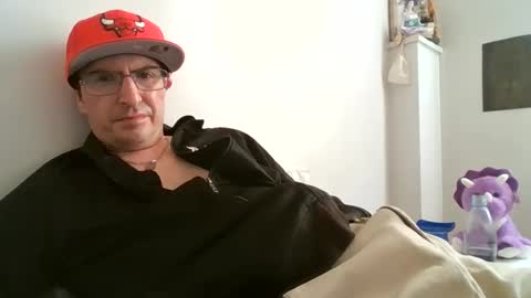 Snapshot of pedro3xxx chatting on June 2026 09:48:02 AM pedro3xxx online show from June 2026 09:48:02 AM