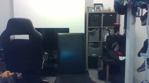 Snapshot of pedrok87 chatting on April 2026 03:22:01 AM pedrok87 online show from April 2026 03:22:01 AM