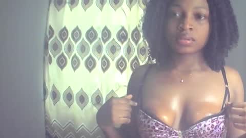 Lizzy online show from October 2025 12:49:02 PM