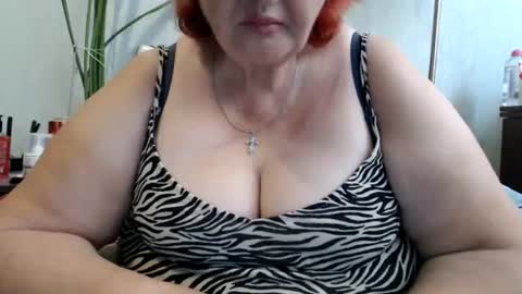 Snapshot of peggysoft chatting on June 2026 07:35:02 AM PeggySoft online show from June 2026 07:35:02 AM
