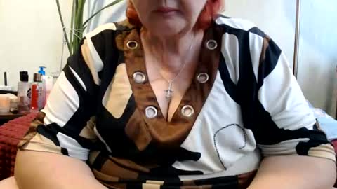 Snapshot of peggysoft chatting on July 2026 11:56:02 AM PeggySoft online show from July 2026 11:56:02 AM
