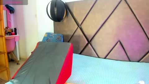 Snapshot of penelopeguzman__ chatting on May 2026 04:04:01 PM Sweet Penelope online show from May 2026 04:04:01 PM