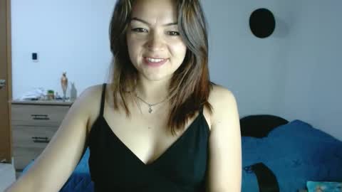 Snapshot of penelopemist chatting on March 2025 11:49:01 PM penelopemist online show from March 2025 11:49:01 PM