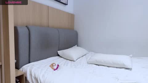 penny_coco online show from December 2025 09:25:01 AM