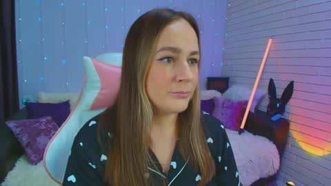 Dia  online show from March 2025 07:41:01 AM