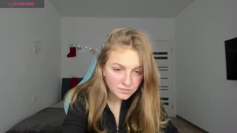 PerditaPravdina online show from December 2024 09:01:01 PM