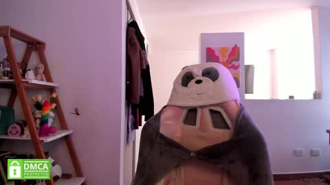 Sarah Ana Banana online show from April 2026 04:44:01 PM