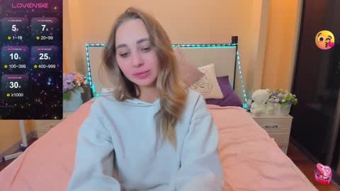 Julia online show from December 2024 09:06:02 AM