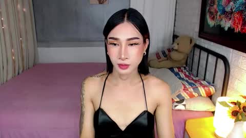 Chloe online show from December 2025 01:10:01 AM