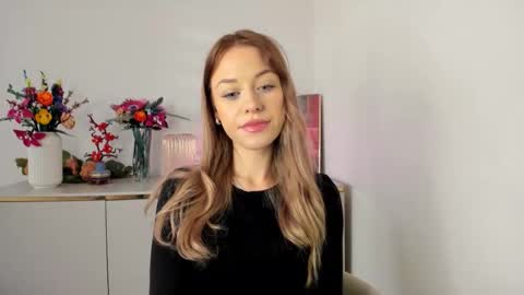 Cindy online show from February 2026 06:37:01 AM