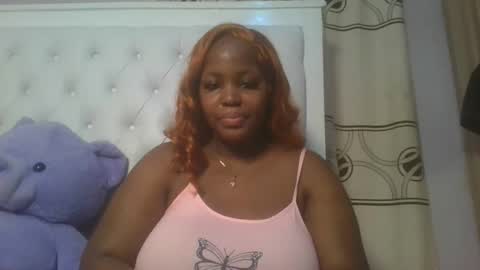 Snapshot of periwinkle20 chatting on April 2026 01:29:01 AM Taurus online show from April 2026 01:29:01 AM