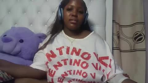 Snapshot of periwinkle20 chatting on April 2026 03:31:02 AM Taurus online show from April 2026 03:31:02 AM