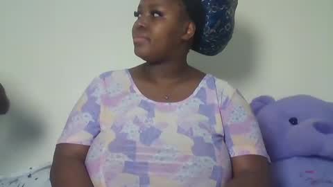 Snapshot of periwinkle200 chatting on July 2026 01:41:01 AM wilia online show from July 2026 01:41:01 AM
