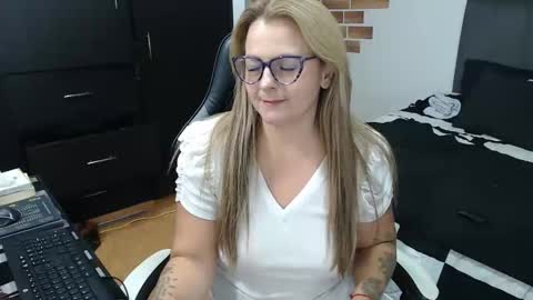 goloza online show from December 2025 05:02:02 AM