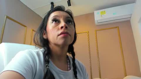 PerlaPreciosa online show from November 2025 03:56:01 AM