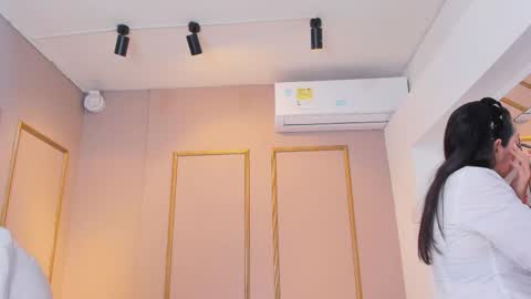 PerlaPreciosa online show from February 2026 04:05:02 AM