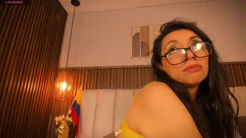 PerlaPreciosa online show from July 2026 04:19:01 AM