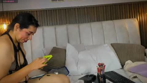 PerlaPreciosa online show from July 2026 04:37:01 AM