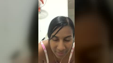 Snapshot of perlas208531 chatting on July 2026 01:45:01 AM perlas208531 online show from July 2026 01:45:01 AM
