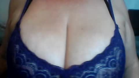 Snapshot of perlita070822 chatting on June 2026 04:47:02 AM perlita070822 online show from June 2026 04:47:02 AM
