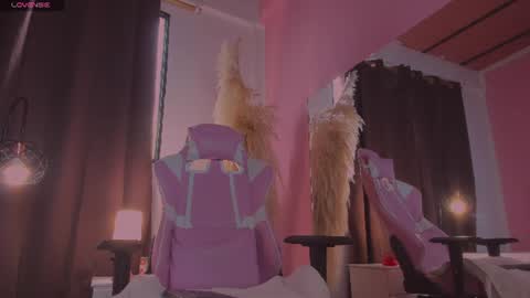 Marie online show from July 2026 12:02:02 PM
